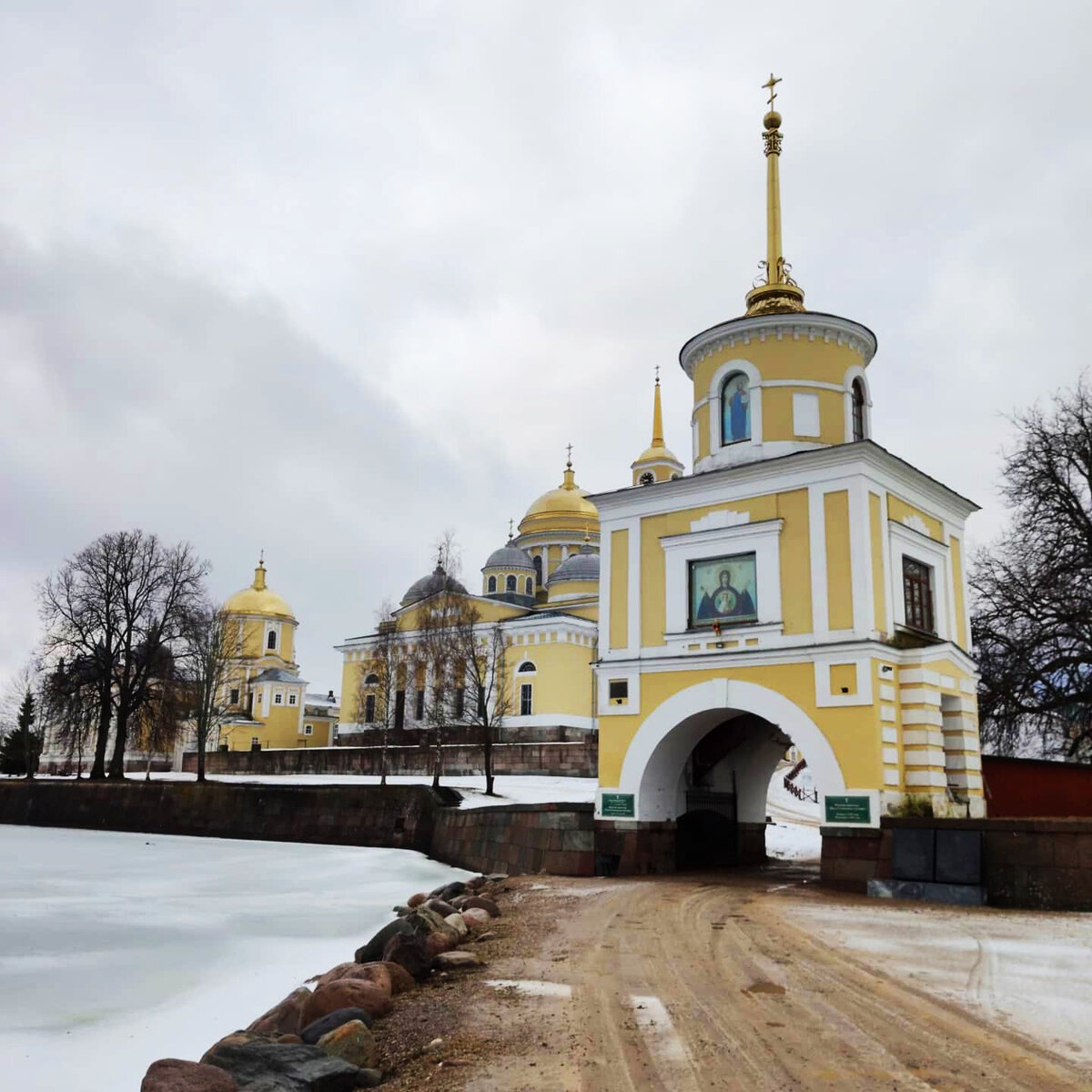 Мое автопутешествие по маршруту Великие Луки - Ржев - Волоколамск. Анонс  цикла исторических статей | Петров.Путешествия | Дзен