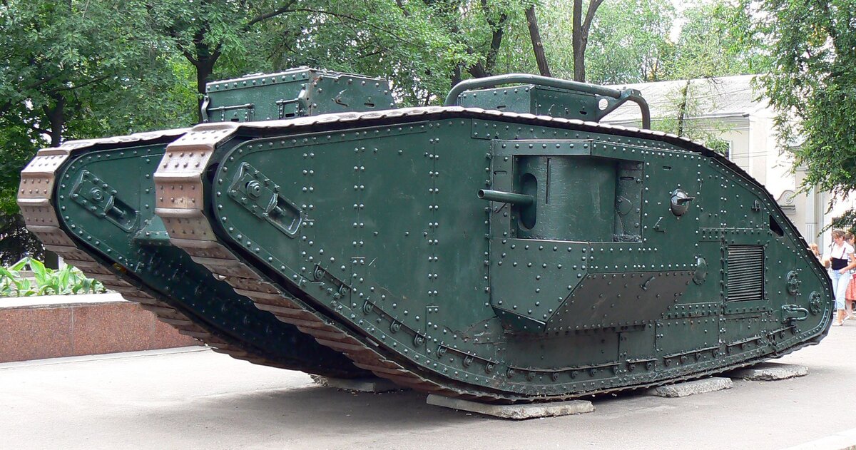 Музейный экспонат танка Mark I.