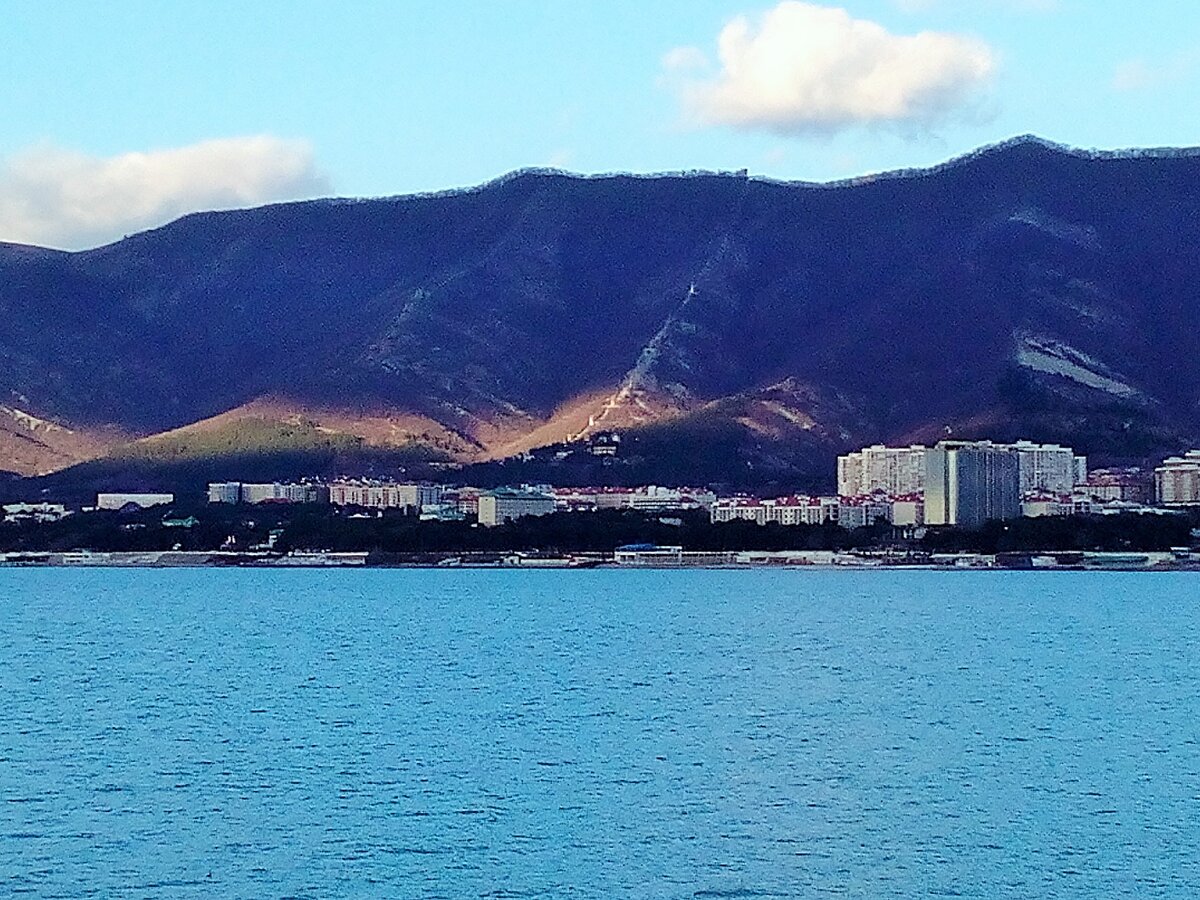 Город ждет лета и надеется на лучшее. Фото автора
