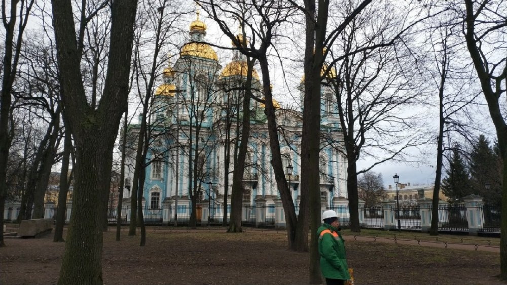 Просушка Никольского сада в Петербурге. Фото из ТГ-канала "Лопата Беглова" 