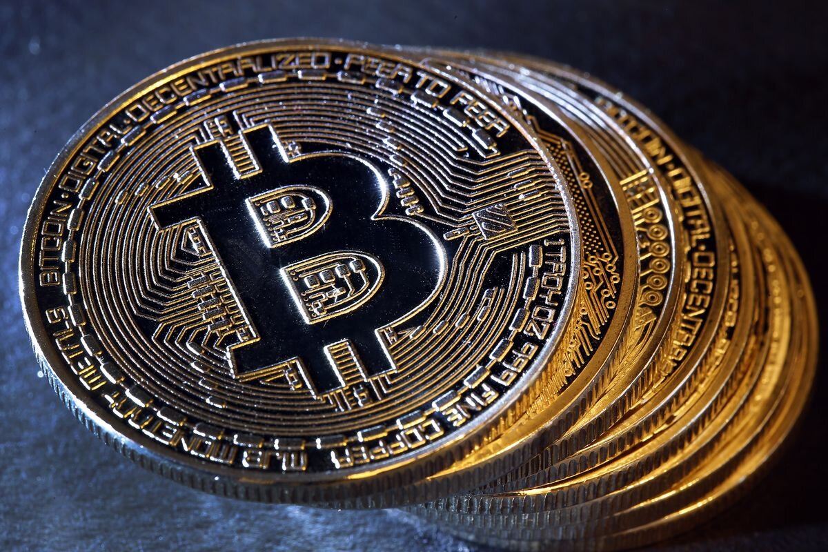 Биткоин - картинка взята с Яндекс Картинок