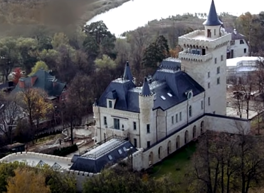 Дом Аллы Пугачёвой и Максима Галкина