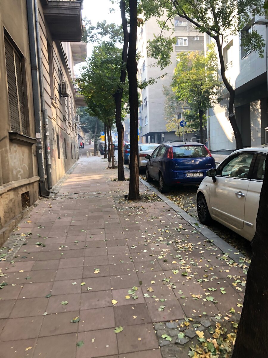 Вот, к примеру, центр но не самый. Приятно гулять по таким улочкам