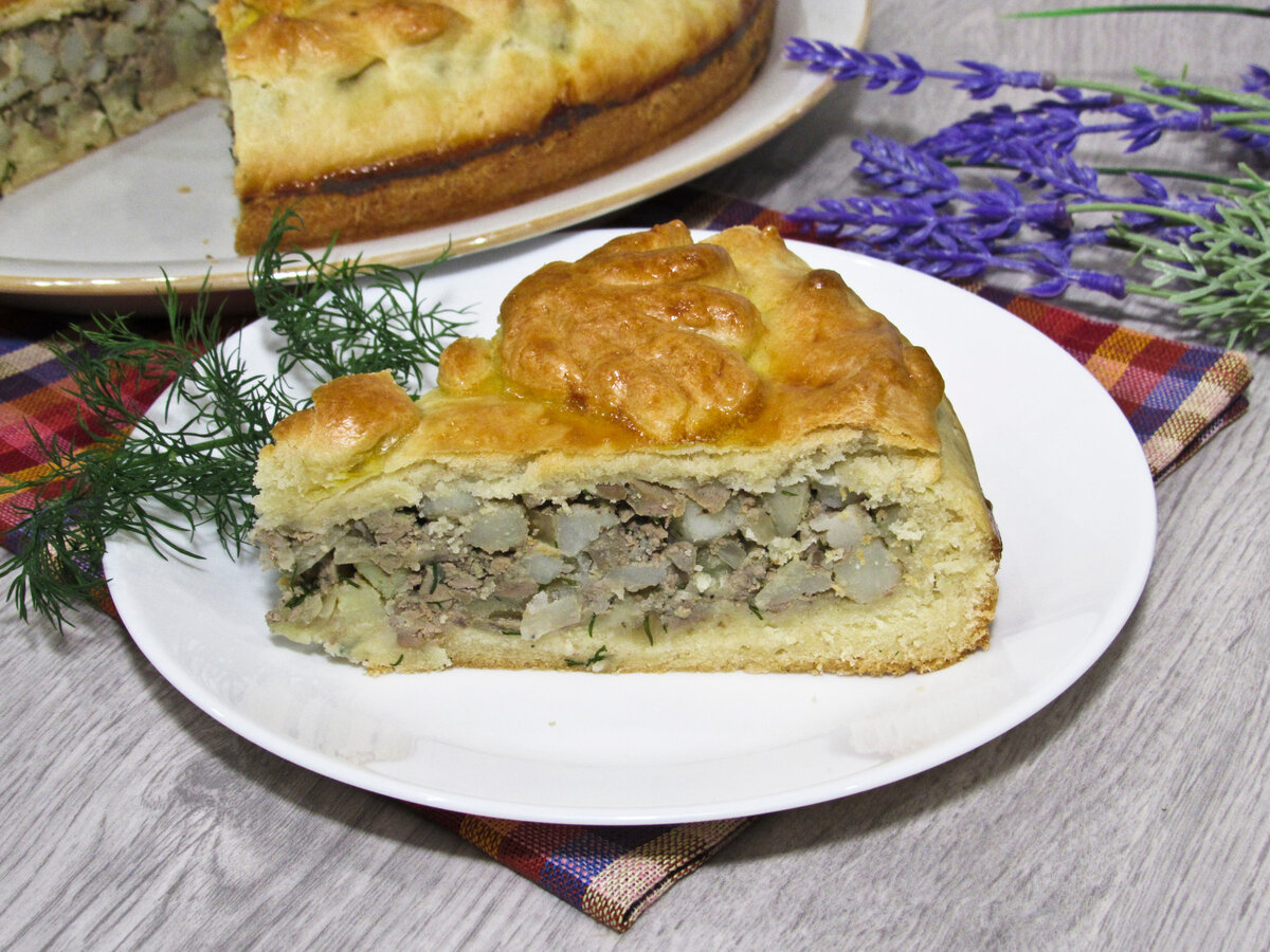 Пирог с печенью и картошкой