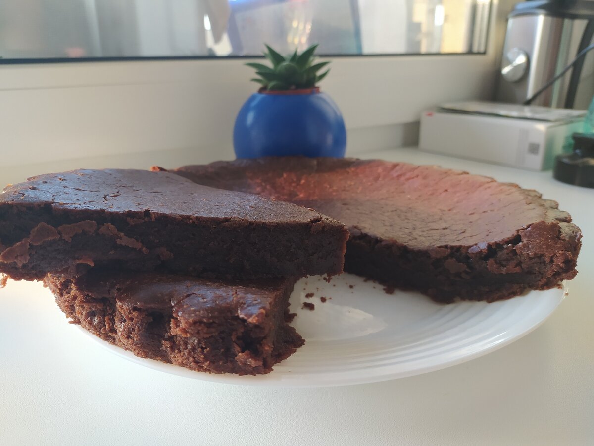 Консистенция как у брауни. Не так ли? 