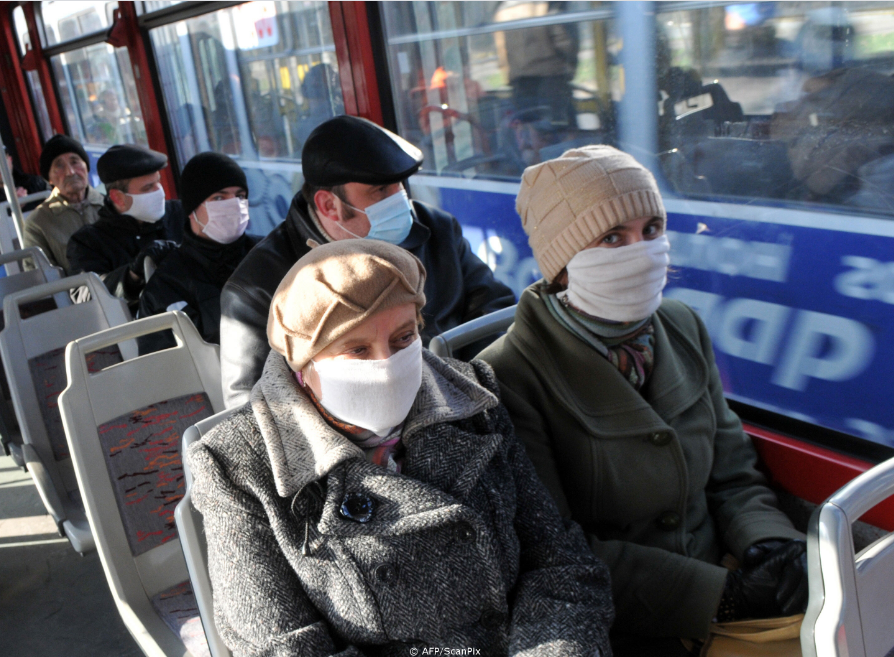 Мэр Екатеринбурга отрицает, что призывал пассажиров в масках выгонять из транспорта людей без масок