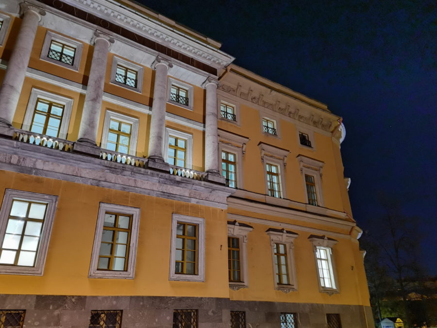 Как снимает новый Huawei Mate 40 Pro за 1200 евро? В объективе Петербург11