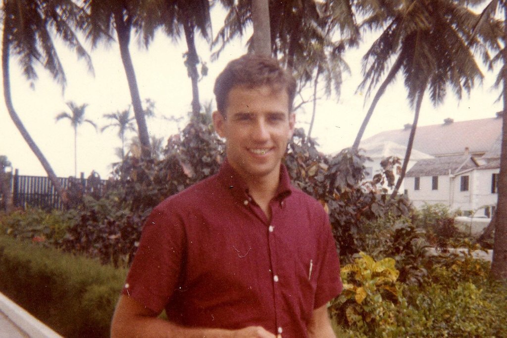 Новый Презедент США Джо Байден в юности: студенческие годы, семья и политическая карьера