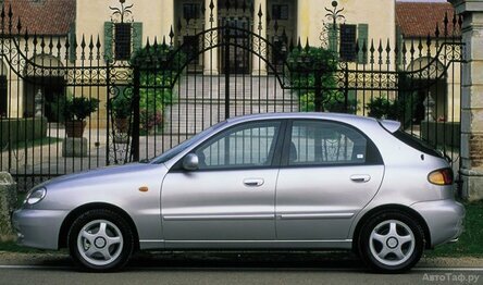 Daewoo Lanos 5-door (2000–03)