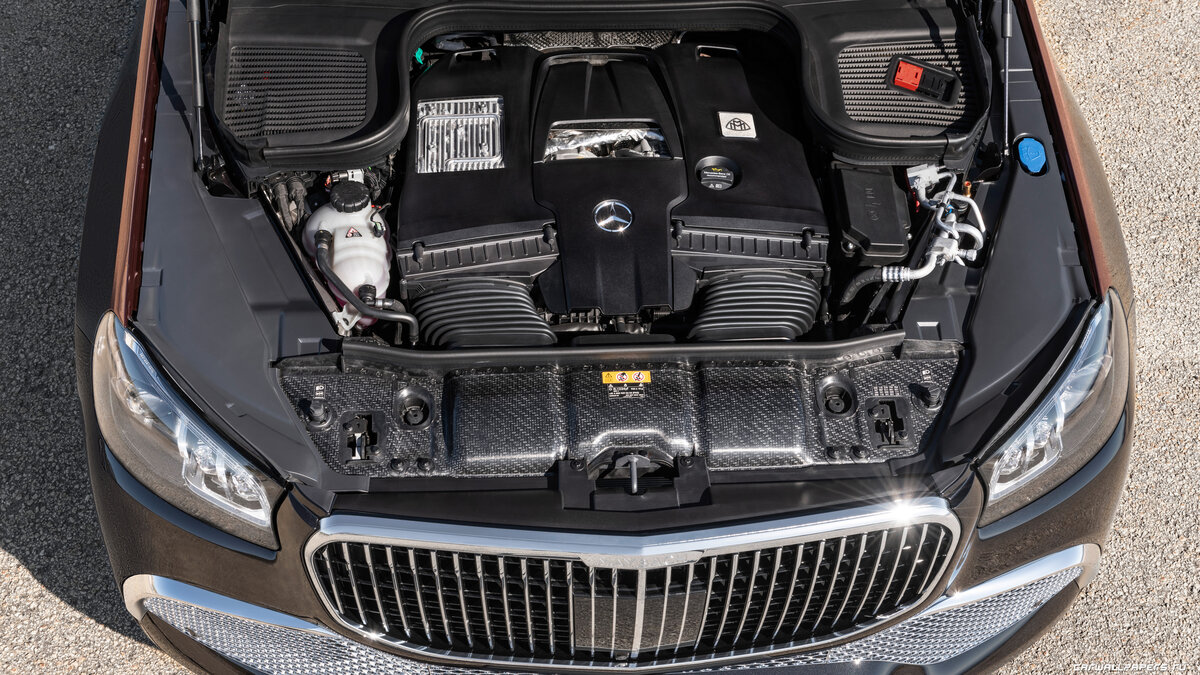 Подкапотное пространство нового Mercedes-Maybach GLS 600