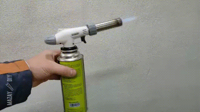 Инструкциями завода-изготовителя горелок запрещено работать газовыми горелками с перевернутыми баллона, если нет функции предварительного подогрева газа