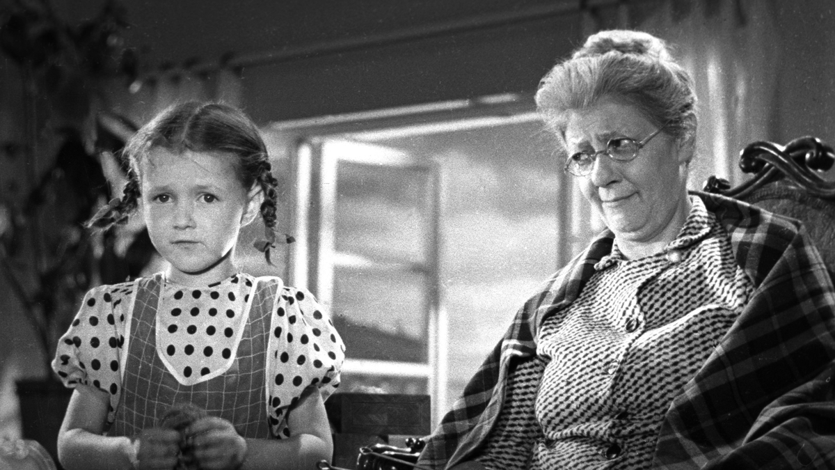 Фаина Раневская всегда была внимательна к молодёжи.