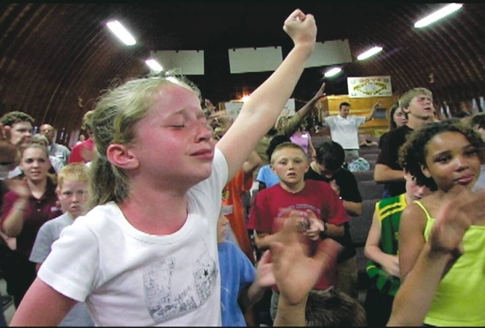 Кадр из фильма "Лагерь Иисуса", 2006 г.