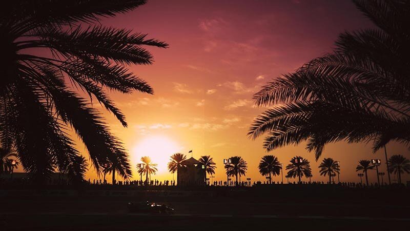 Ufc 267. Ufc арена абу даби снаружи. Формула 1 абу даби 2021. Гран при абу даби 2022. Трасса формулы 1 в абу даби.