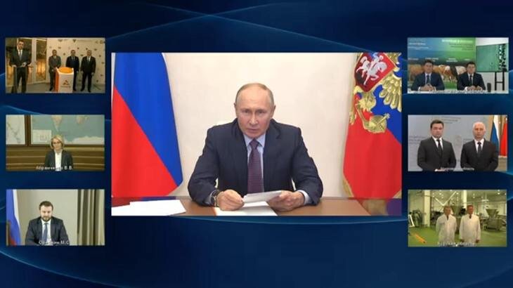    О ситуации в российском животноводстве глава МСХ РФ доложил Владимиру Путину