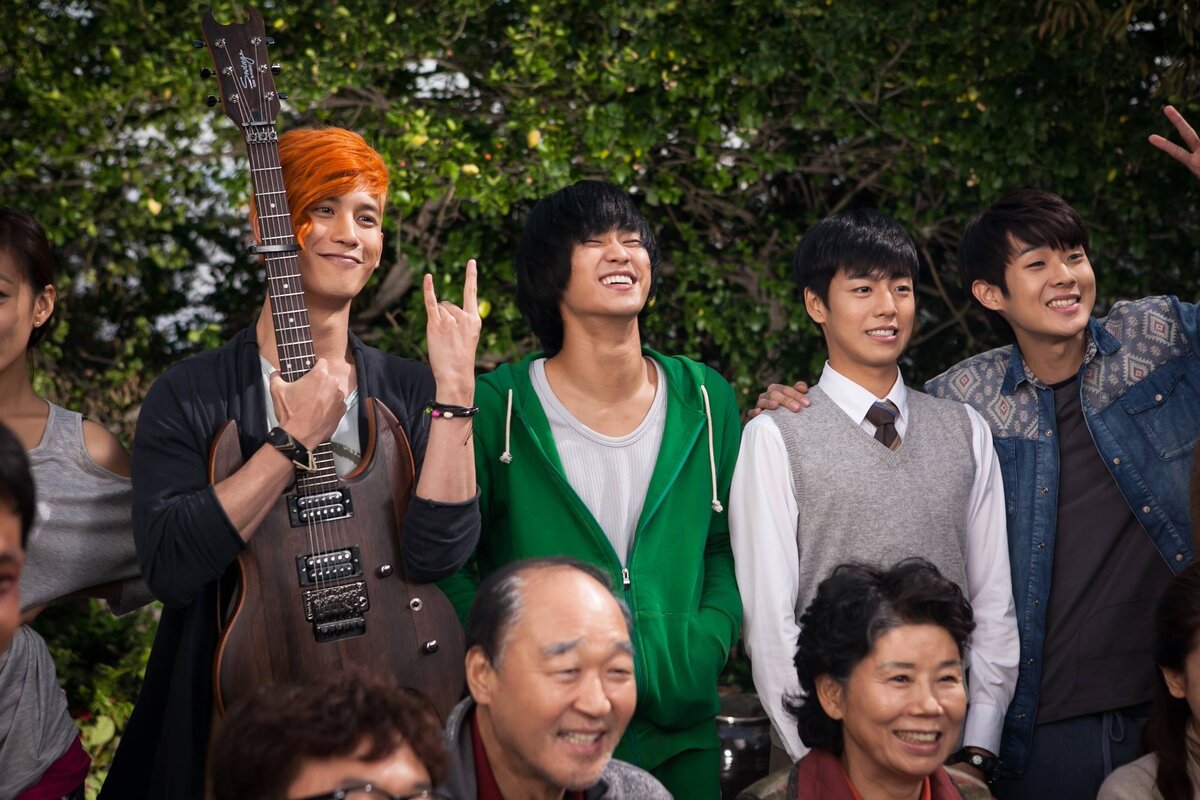 Тайная миссия дорама. Ким ён кван миссия выполнима. Дорама миссии. Миссия выполнима фильм 2021 кадры. Миссия выполнима (mission: possible / miseon paseobeul) (2021).