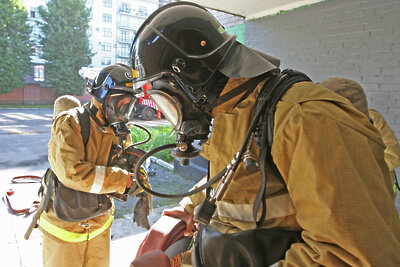    Пожарные. Архив ©Игорь Зарембо РИА Новости