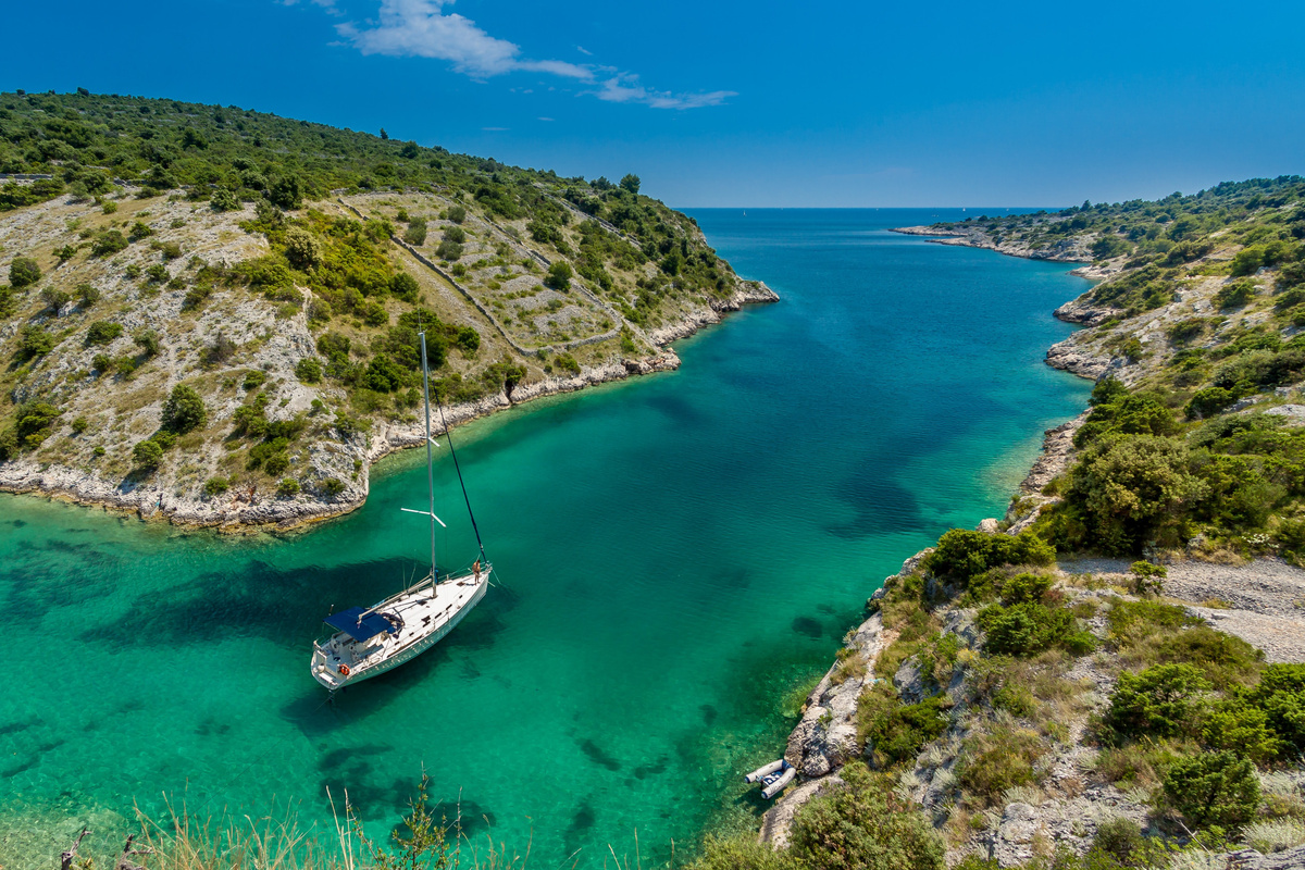 Photo by Sergii Gulenok on Unsplash