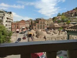 А из нашего окна площадь Абано видна.