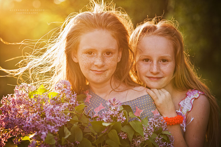 У сестер нет детей. Две сестры. Фотосессия сестер. Фотосессия двух сестер. Две сестренки фото.
