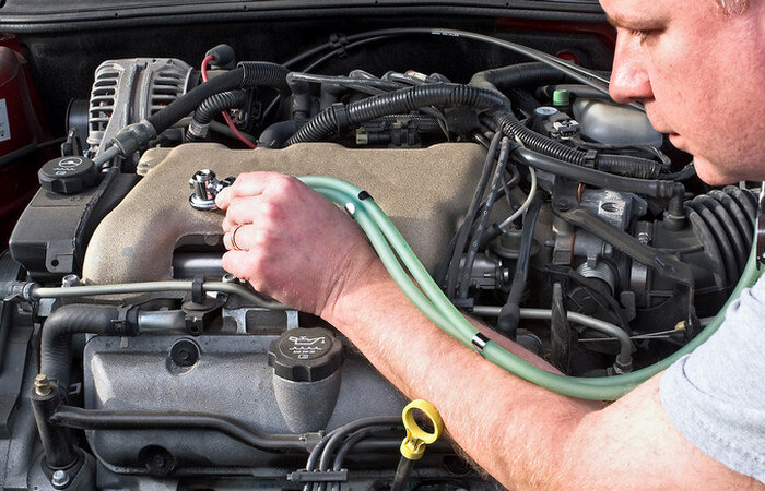  4 автомобильные проблемы, которые можно решить самому, а не ехать на СТО