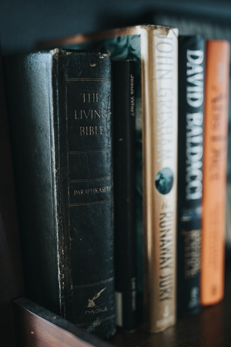 https://unsplash.com/@nate_dumlao