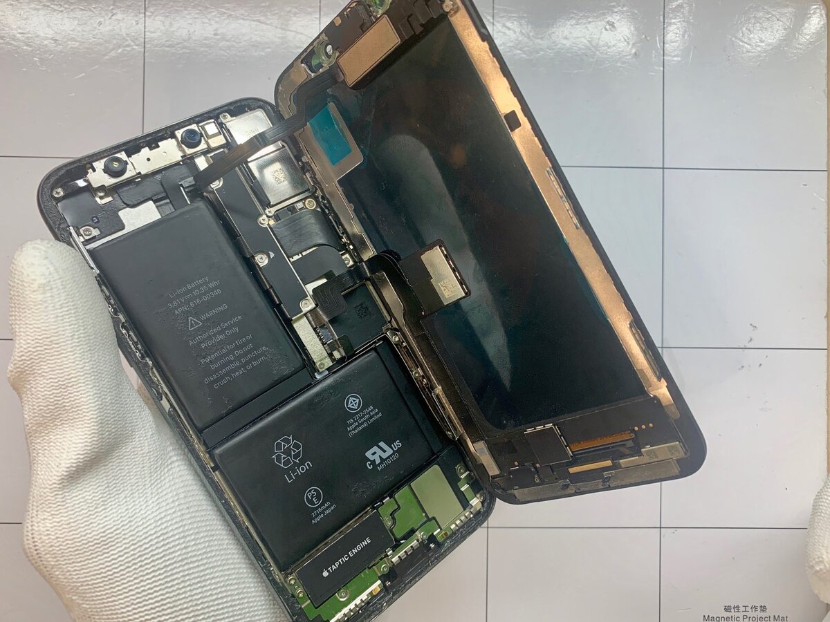 Замена дисплея на айфон 11 оригинал. Модуль айфон 10. Iphone 10 Replacement display. Дисплей на айфон 10 разобранный. Iphone x вскрытый