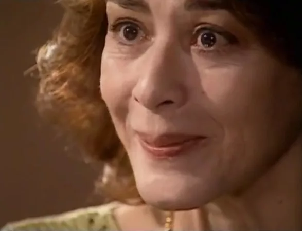Эдна в "Клоне", кадр из фильма