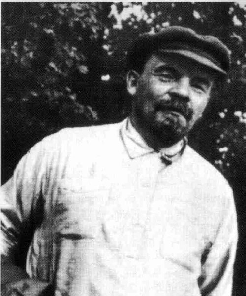 Владимир Ленин.