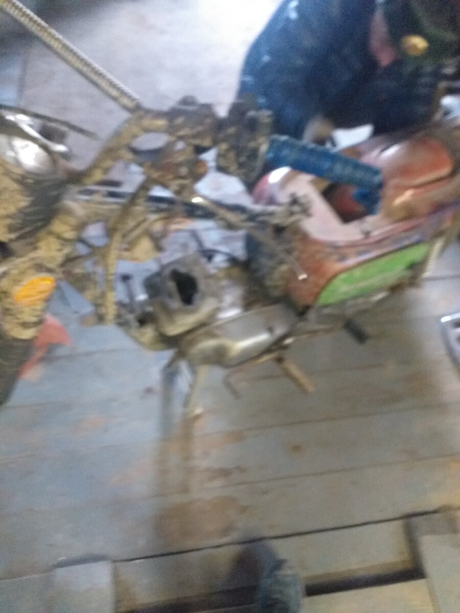 Собираем ахламон.