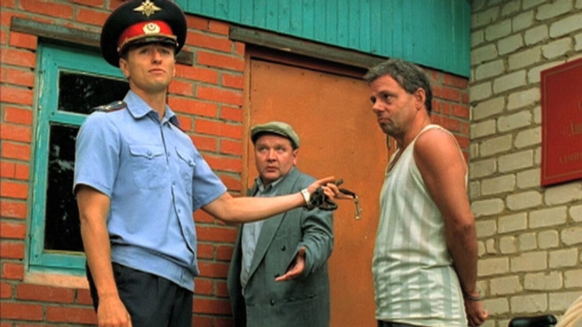 Место встречи изменить нельзя крымский мост. Дом с ментами где снимали. Дом дона корлеоне в нью-йорке. Бумер места съемок. Крестный отец 2 дом майкла корлеоне.