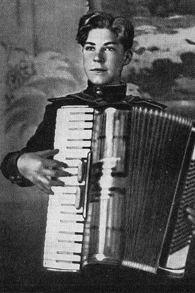 Аркадий Каманин