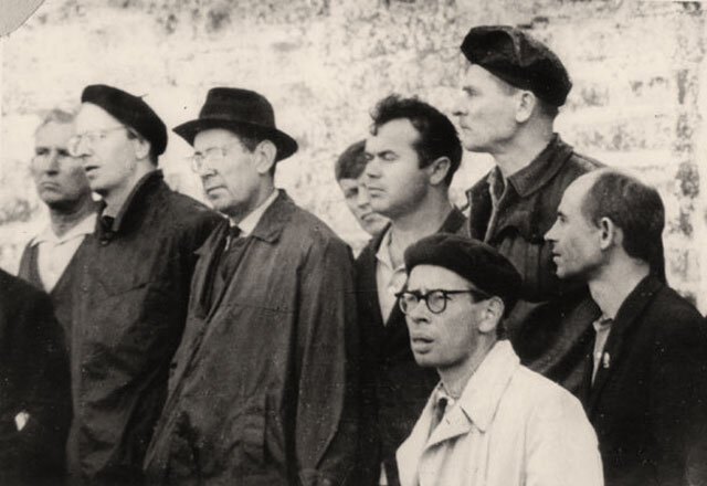 Поездка по Волго-Балту. Справа-налево : Н.Рубцов, А.Яшин, В.Коротаев, Л.Беляев (за плечом В.Коротаева), Н. Кутов, Д.Голубков, на переднем плане — Б.Чулков.