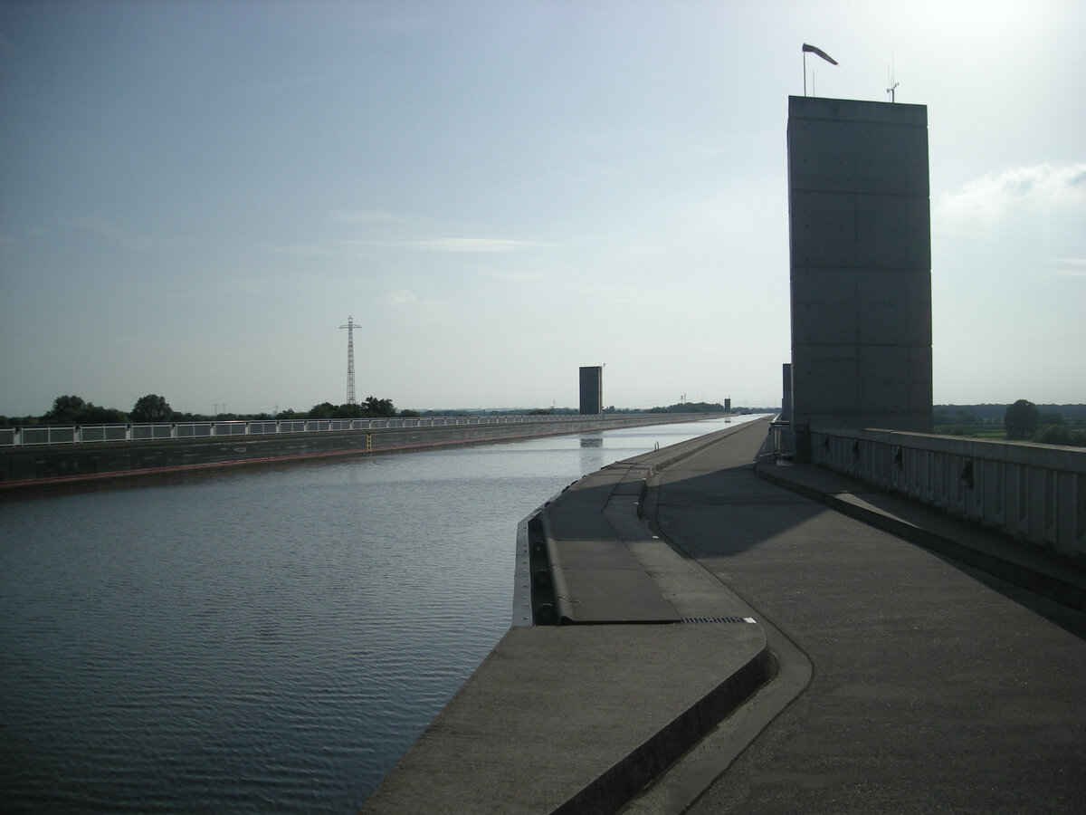 Магдебургский мост - самыq протяженным в мире действующий водный акведук