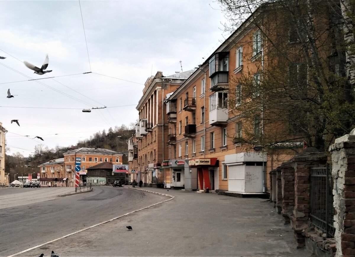 Технология производства бордюров, оборудование для вибропрессования  бортового камня | Оборудование Форманта | Дзен