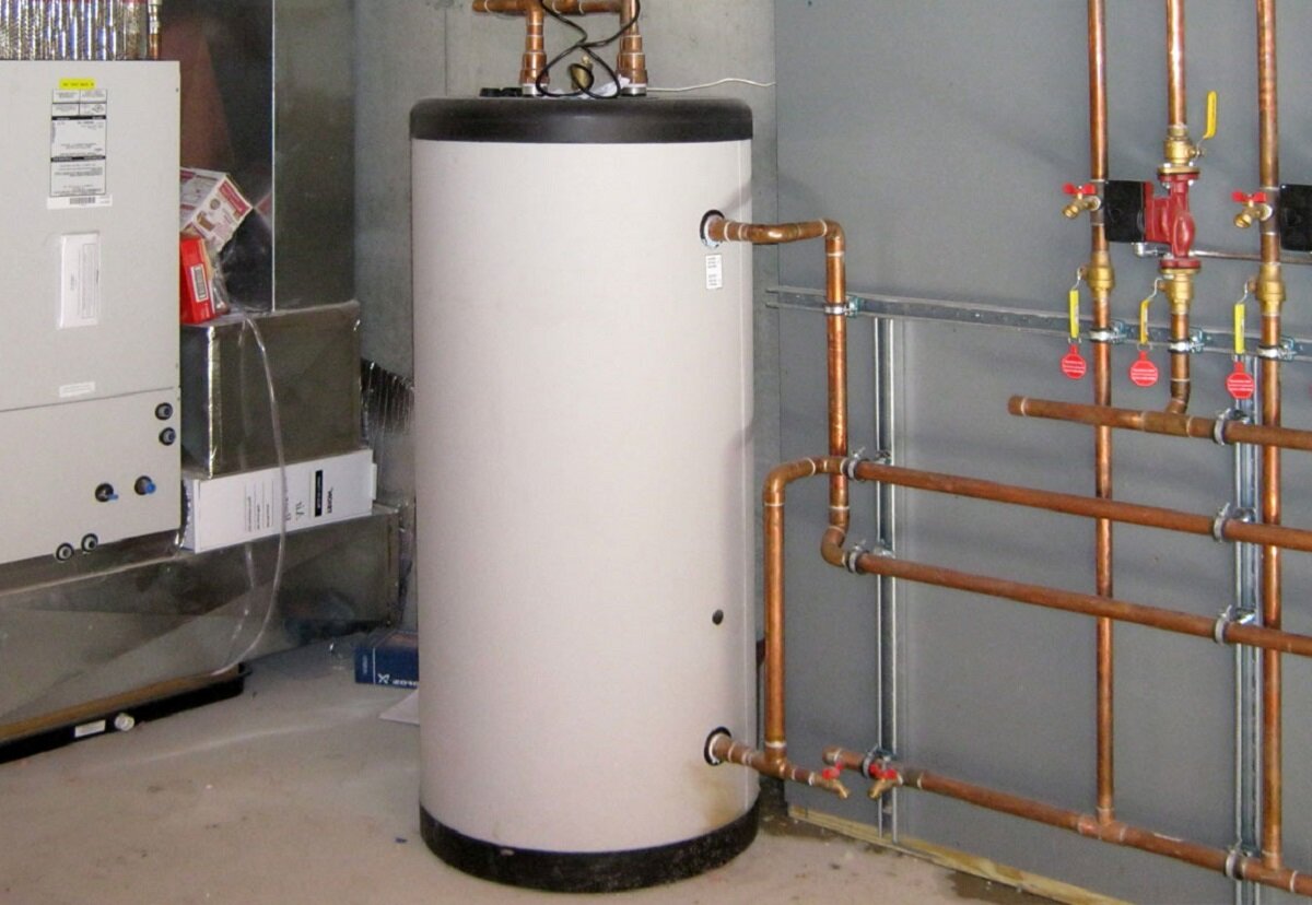 Бойлер косвенного нагрева "бак в баке"