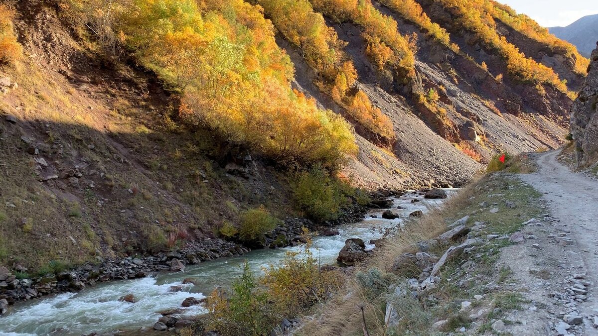 Вы даже не представляете сколько в Грузии мест, которые не так популярны у туркомпаний..