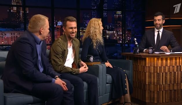 Сергей Дудаков, Даниил Глейхенгауз, Этери Тутберидзе, Иван Ургант. Источник фото: YouTube канал Вечерний Ургант.