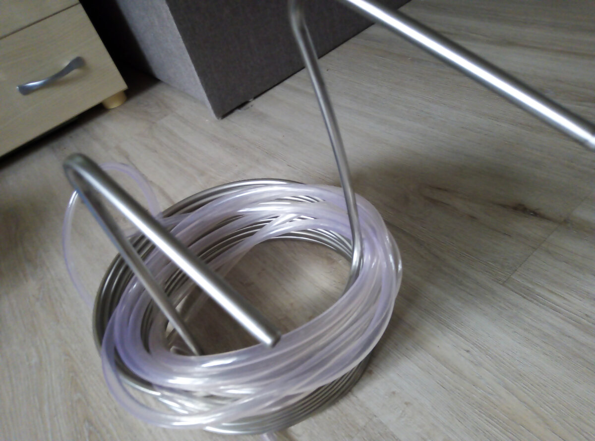 Вот такое нехитрое приспособление. 