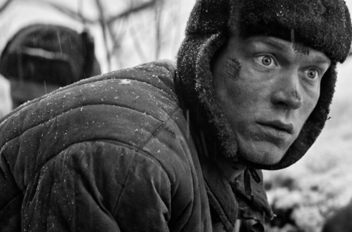 Юра Борисов в фильме «Красный призрак» просто великолепен
