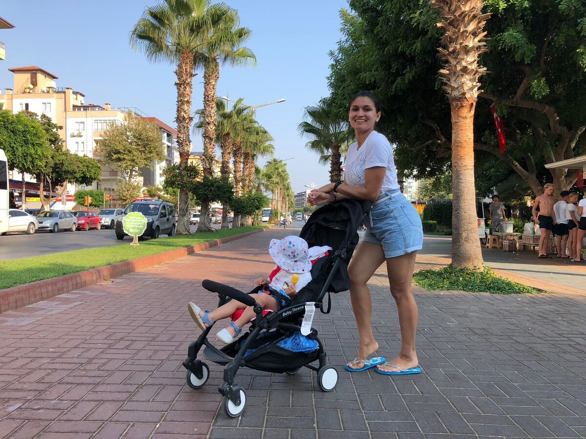 На фото район Аланьи -Оба, пляж Клеопатра