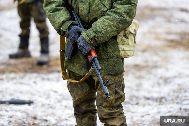    Украина не может допустить остановки боевых действий зимой, заявил секретарь СНБО Данилов