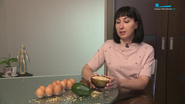 Диетолог Сафронова объяснила, как приготовить полезный завтрак. Видео © Телеканал "Санкт-Петербург"