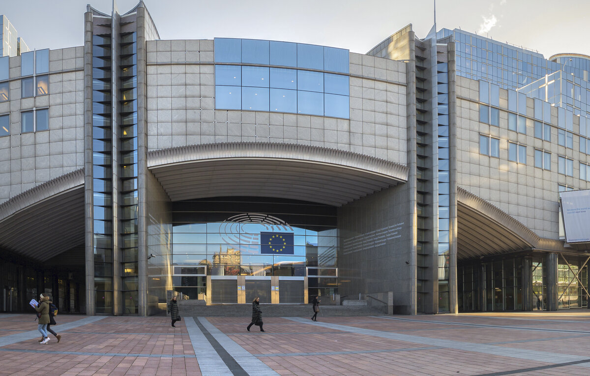    Штаб-квартира Европейского парламента в Брюсселе  Tobias Arhelger/Shutterstock/FOTODOM