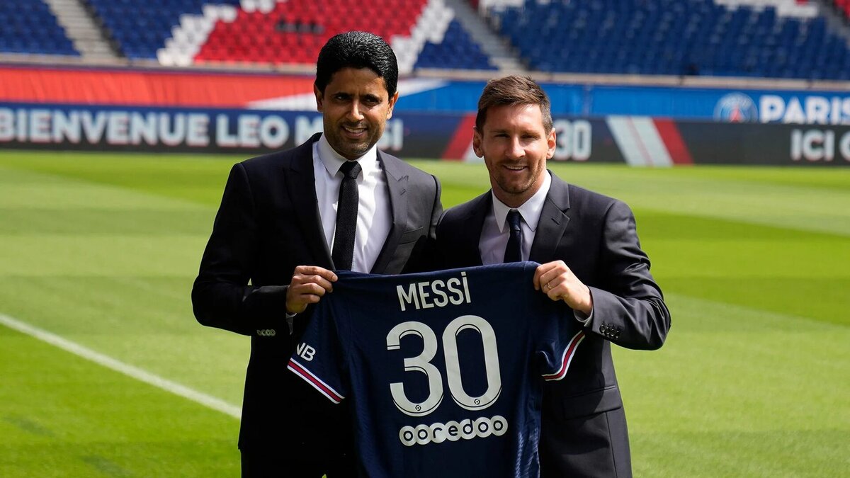 Нассер аль-Хэлаифи и Лионель Месси