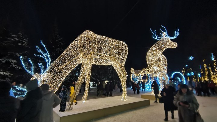 Новосибирск новогодняя столица россии. Новогодняя столица 2022 2023. Новый год в городе. #новогодняя столица россии 2023 год. Новосибирск новогодняя столица россии логотип.