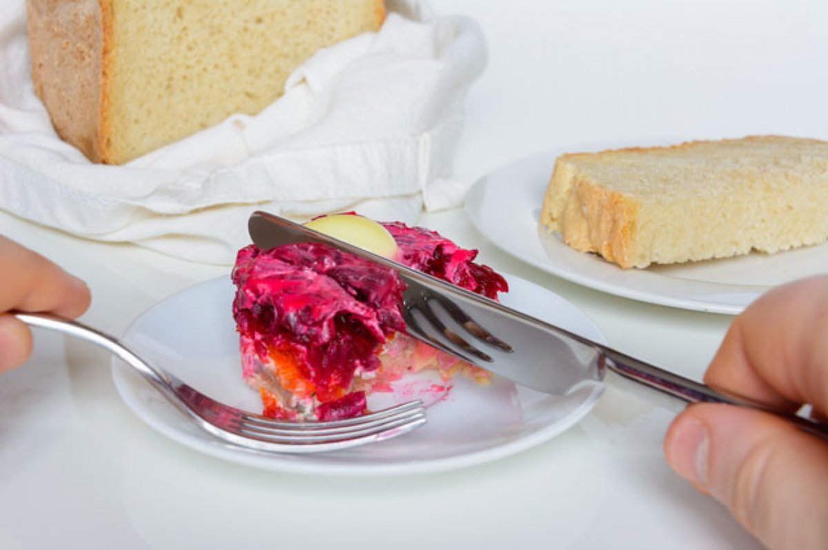    Селедка по шубой, оливье и «Цезарь» - самые популярные салаты нижегородцев