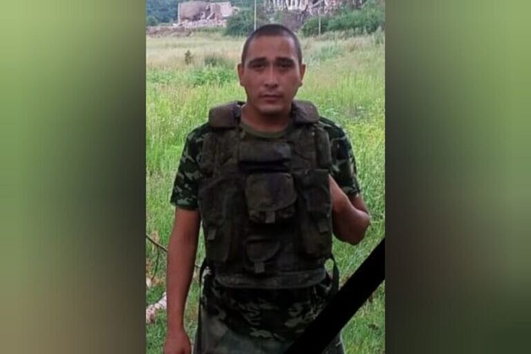    В Кувандыкском округе простились с Ильмиром Мулькамановым, погибшим на Украине Андрей Севостьянов