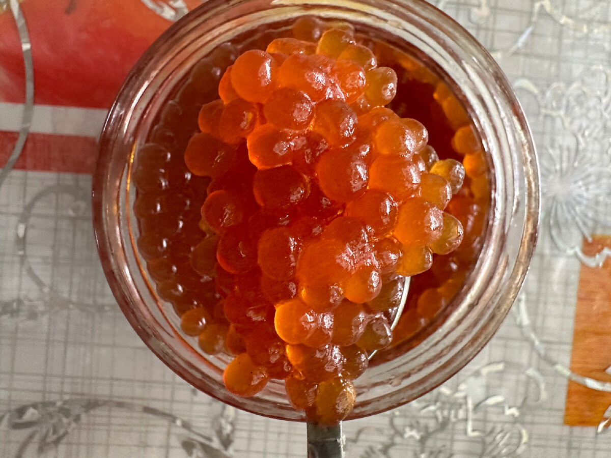 вот эта👆🏻икра не настоящая 😏