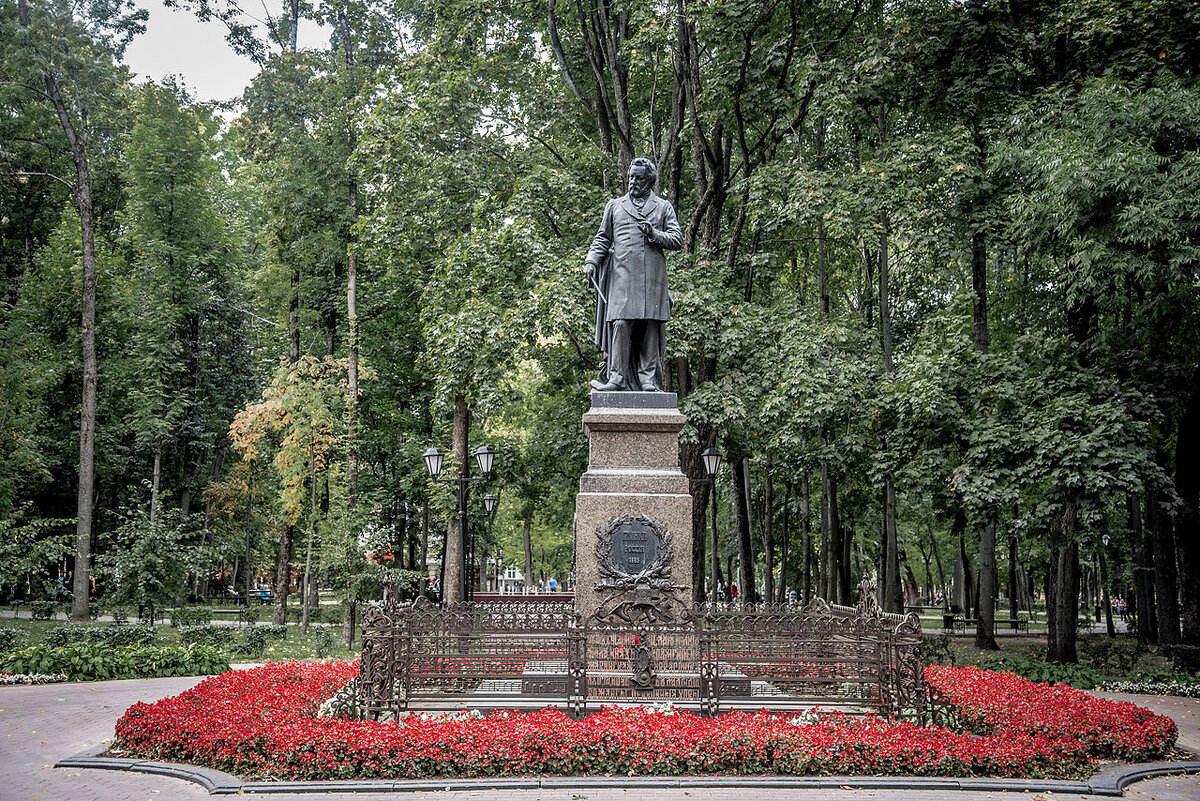 Смоленск фото достопримечательностей набережной и парков